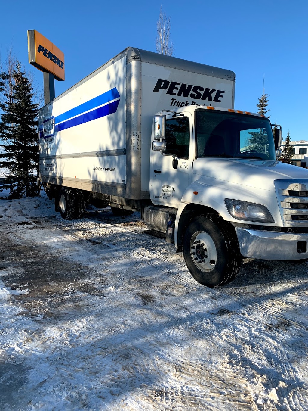 Penske Truck Rental | 17303 114 Ave NW, Edmonton, AB T5S 2R9, Canada | Phone: (780) 451-2686