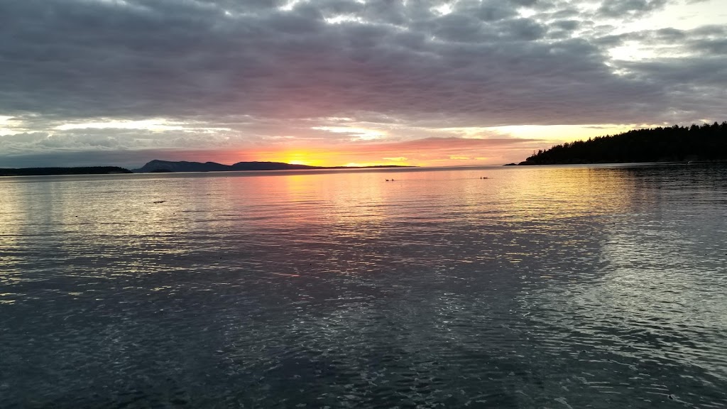 Wally Fisher Lodge | Eastsound, WA 98245, USA | Phone: (360) 376-2678