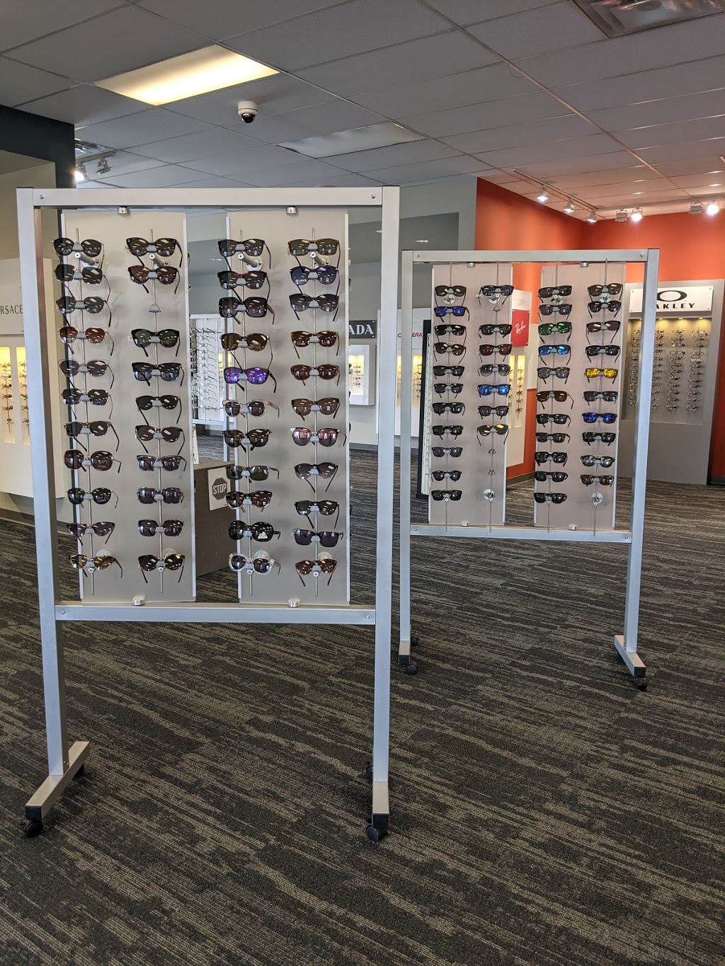 Optiks International (Abbotsford) | 32500 S Fraser Way Unit 320, Abbotsford, BC V2T 1X3, Canada | Phone: (604) 851-8029