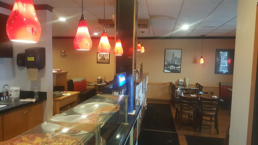 Leons Italian Bistro & Pizza | 8890 Porter Rd, Niagara Falls, NY 14304, USA | Phone: (716) 297-3366
