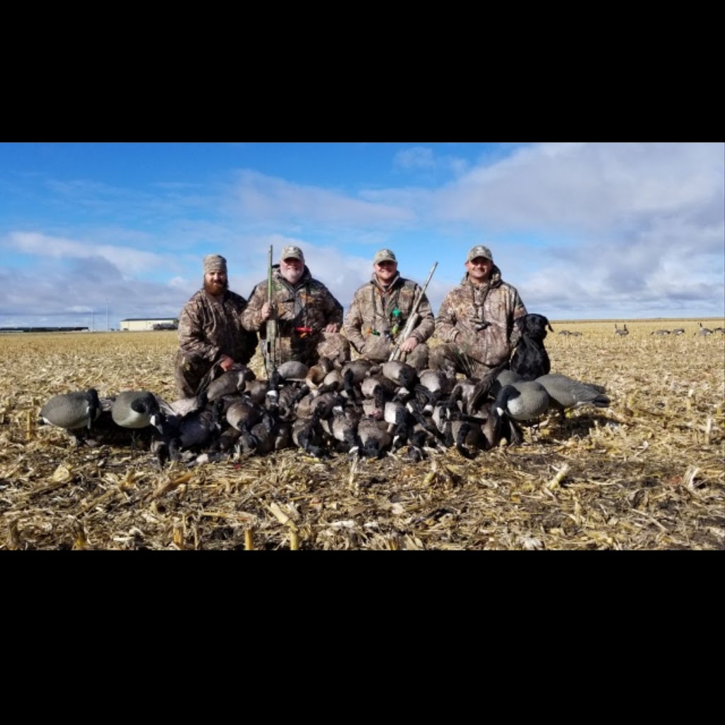 BearTrack Outfitters | 360 Valerie Ln, Steinbach, MB R5G 2A1, Canada | Phone: (204) 381-1091