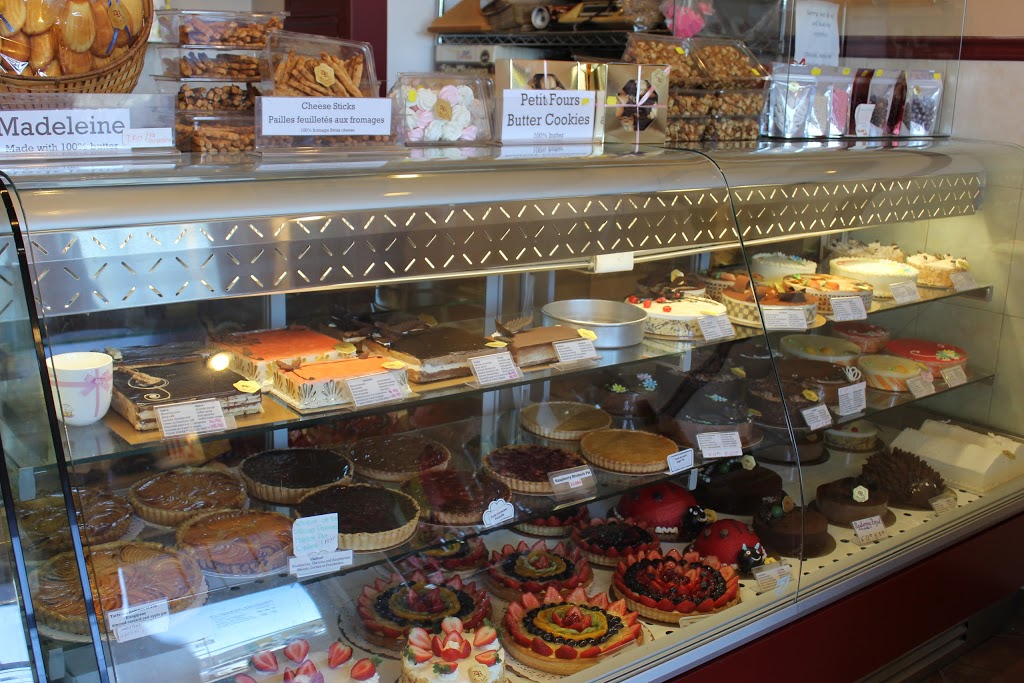 Delice Royal | 900 Watters Rd #7, Orléans, ON K4A 3A1, Canada | Phone: (613) 830-2388