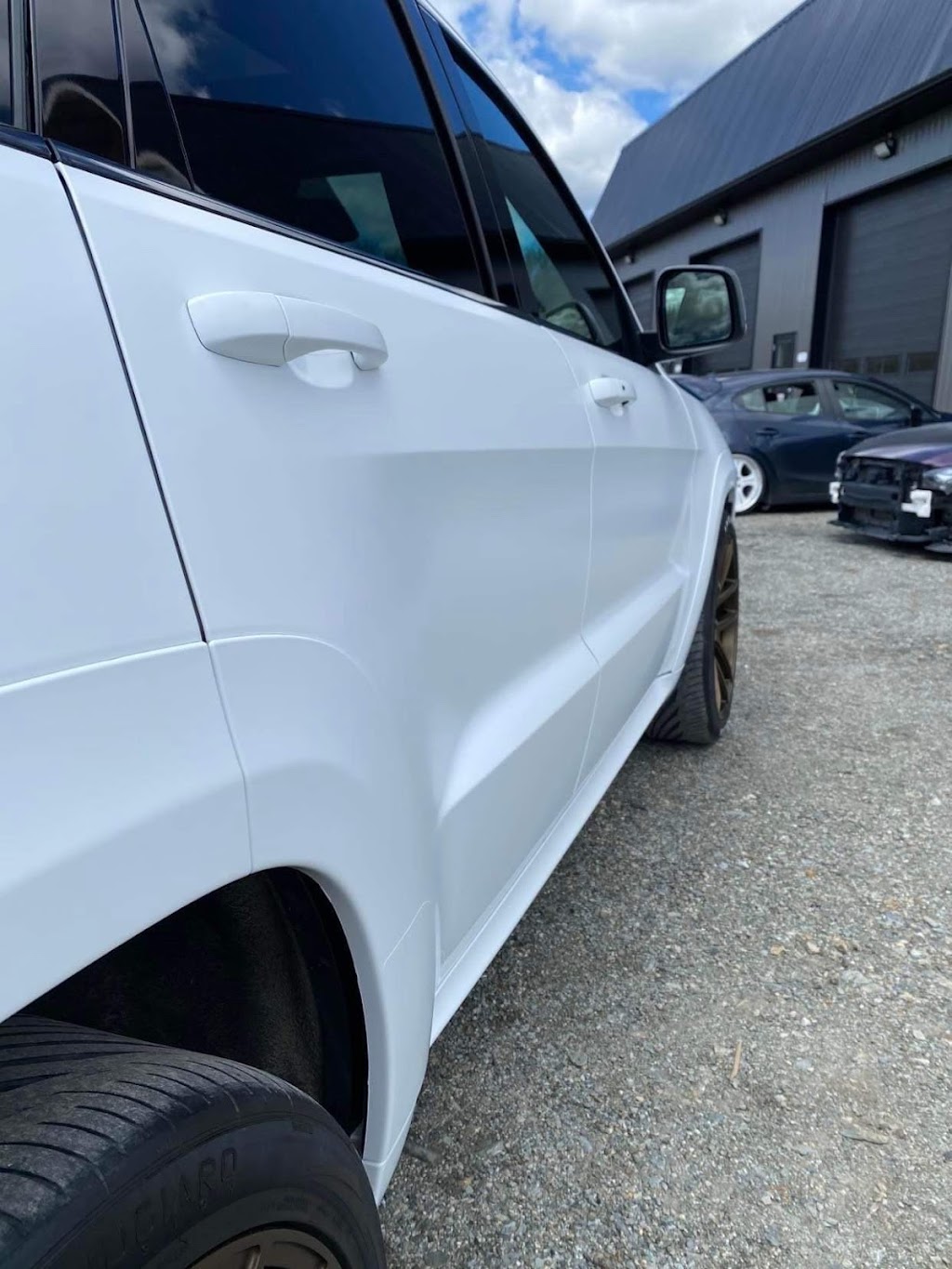 Unik wrap & pare-pierre | 135 rue du parc industriel, Vallée-Jonction, QC G0S 3J0, Canada | Phone: (581) 983-4533