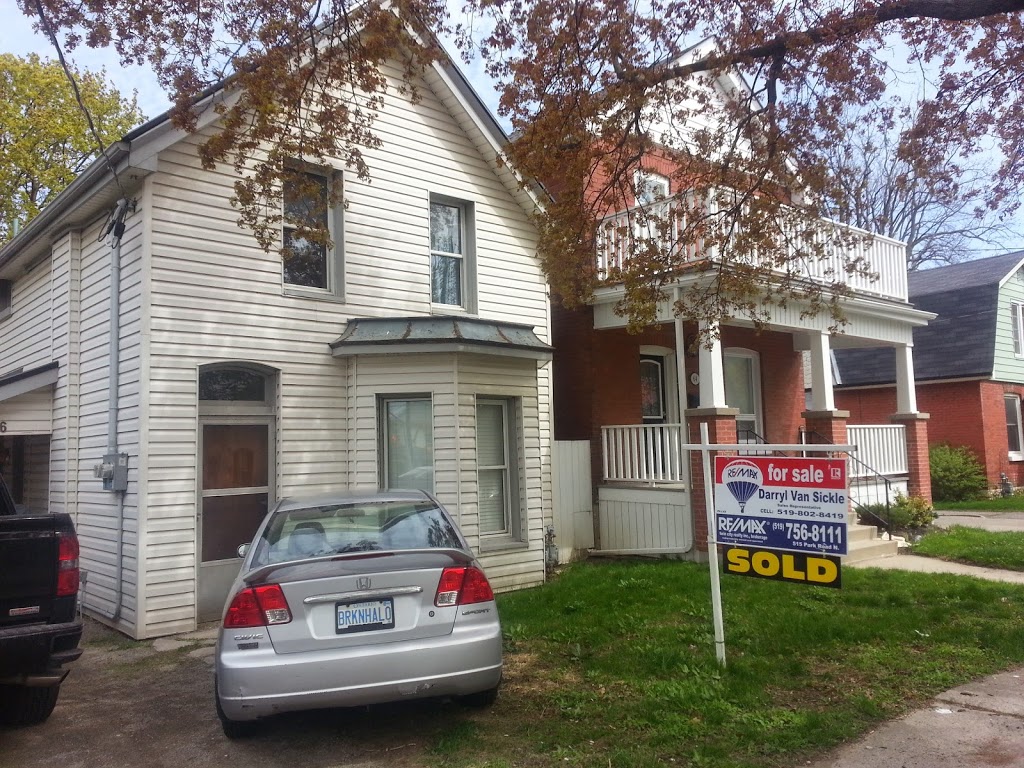 Re/Max with Jessica & Darryl Van Sickle | 515 Park Rd N, Brantford, ON N3R 7K8, Canada | Phone: (519) 802-8419