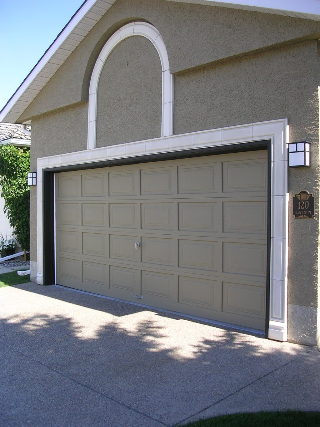 Legacy Exteriors - Stucco Paint & Repair Calgary | Cranberry Cir SE, Calgary, AB T3M 0N7, Canada | Phone: (403) 993-8976