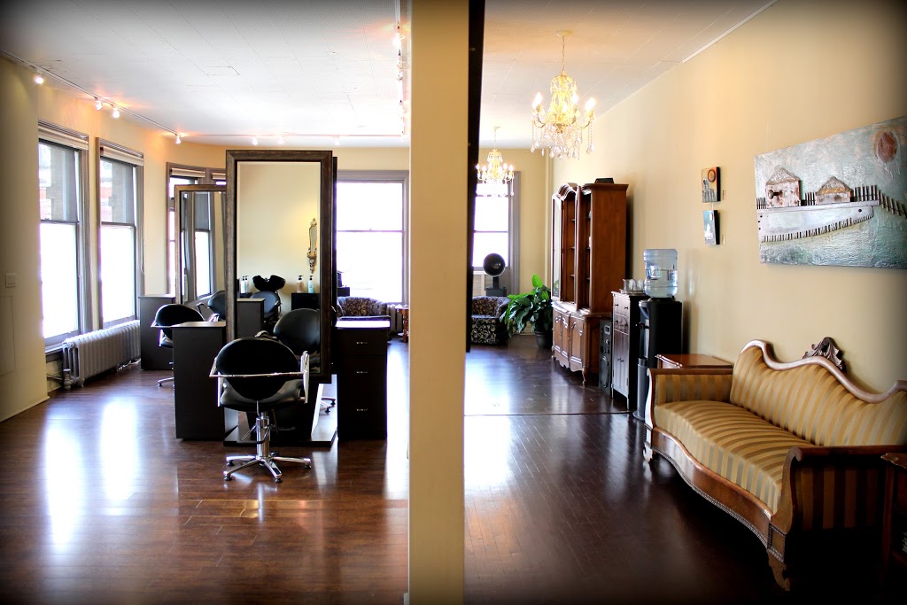 The Cabinet Salon | 577 Queen St W, Toronto, ON M5V 2B6, Canada | Phone: (647) 344-3132