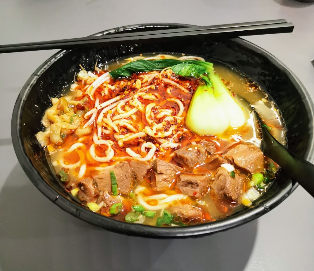 Alfys Noodle House | 840 Waverley St #3B, Winnipeg, MB R3T 5Z7, Canada | Phone: (204) 489-6814