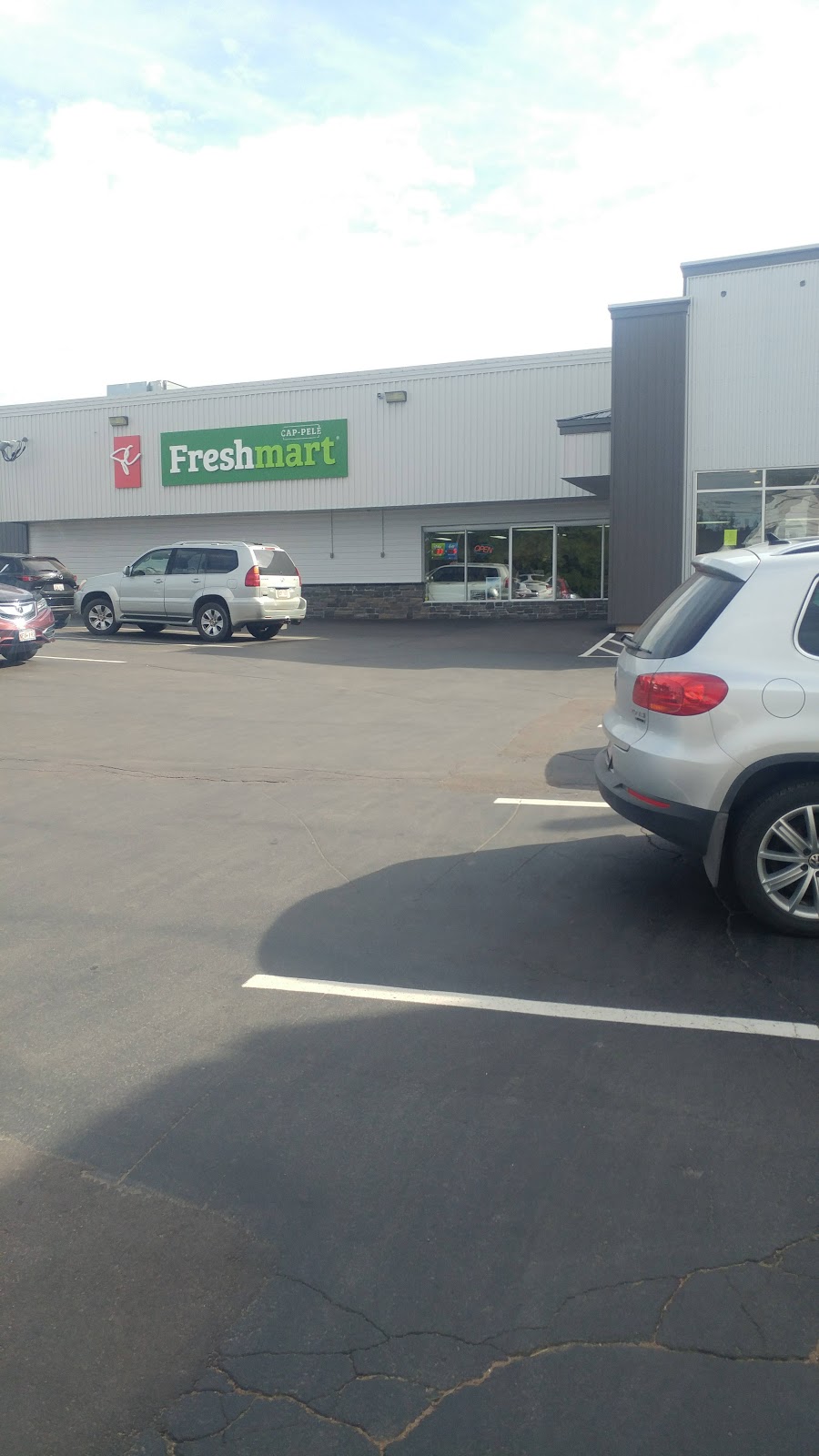 Marché au Corner Market-Cap-Pelé Freshmart | 2665 Acadie Rd, Cap-Pelé, NB E4N 1C2, Canada | Phone: (506) 577-4996