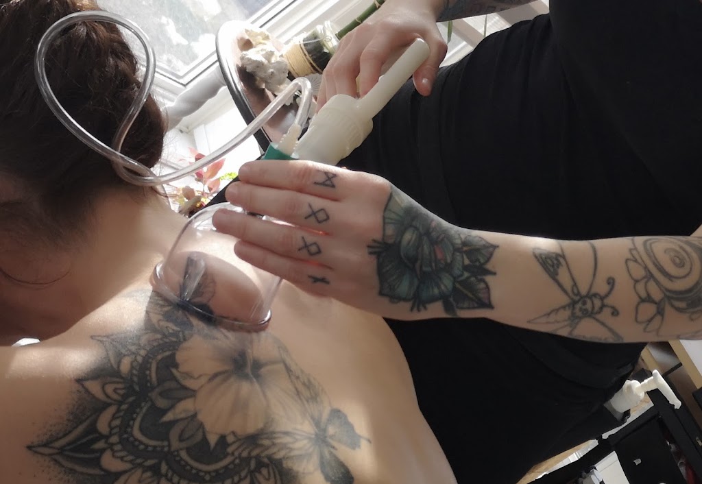 Lophelia | 13 Rue Galipeau, Thurso, QC J0X 3B0, Canada | Phone: (819) 665-8852