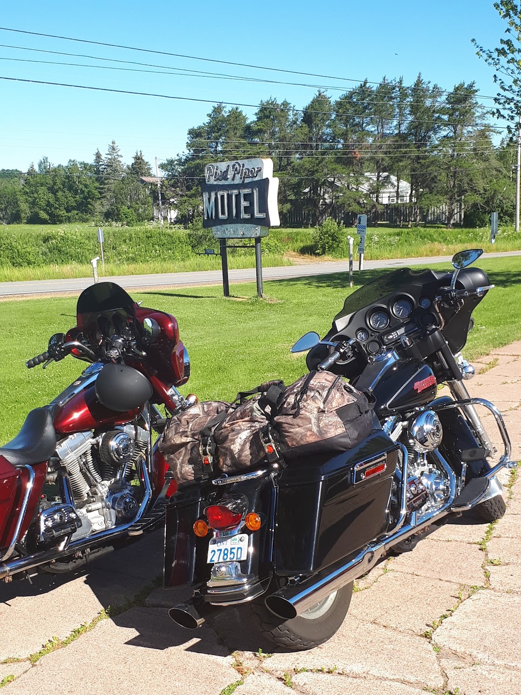 Pied Piper Motel | 19038 Nova Scotia Trunk 2, Amherst, NS B4H 3Y4, Canada | Phone: (902) 667-0330