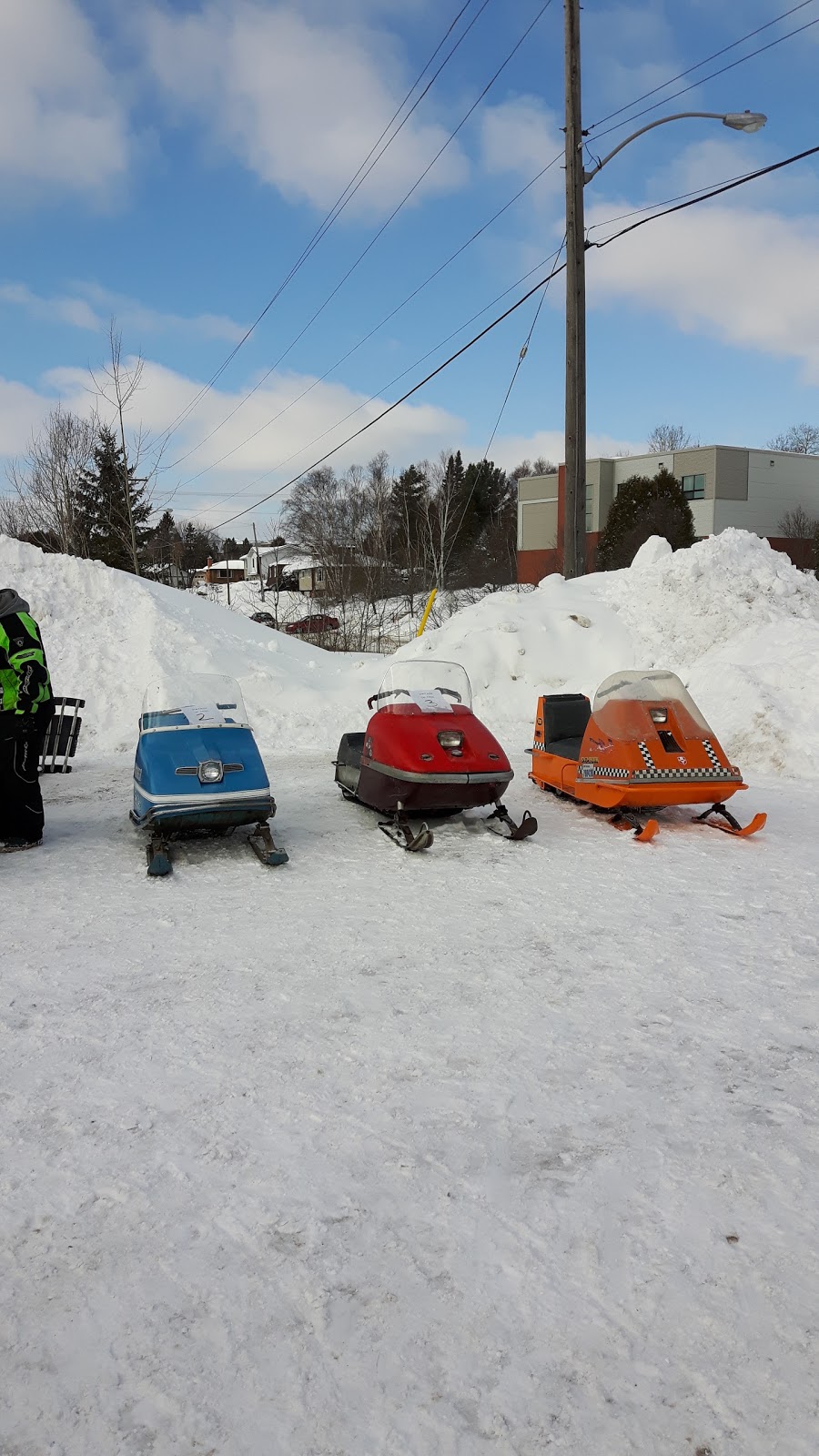 T M Davies Community Centre / Arena | 325 Anderson Dr, Lively, ON P3Y 1M8, Canada | Phone: (705) 688-3933