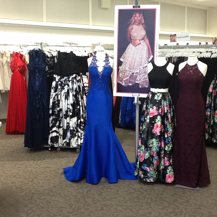 Davids Bridal | 70 Pinebush Rd Unit #5, Cambridge, ON N1R 8K5, Canada | Phone: (519) 623-3150