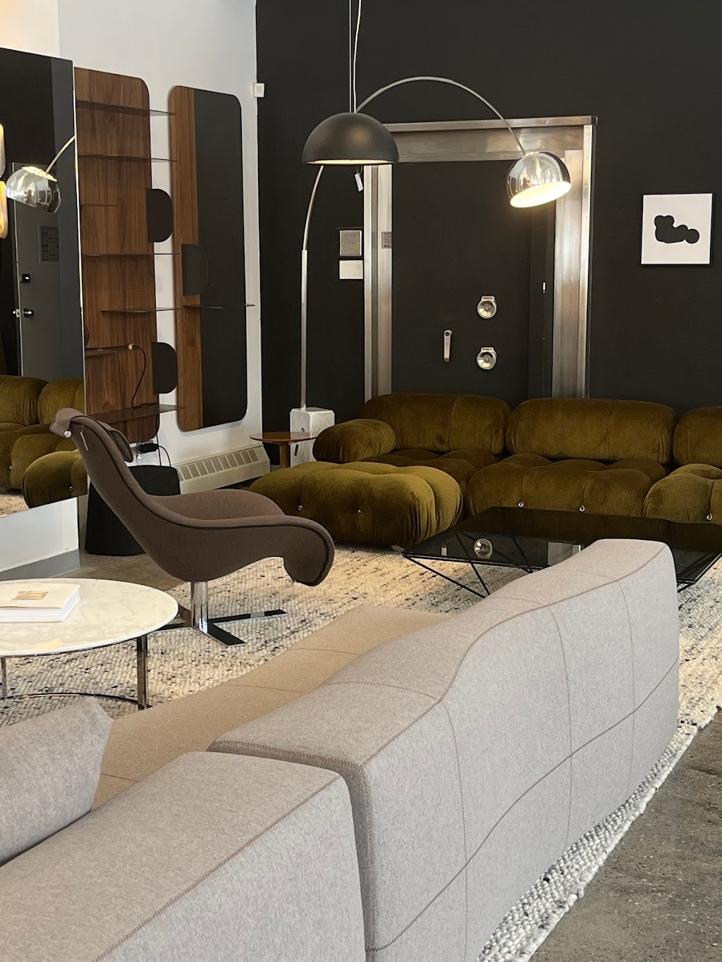 Alteriors | 1158 Bank St, Ottawa, ON K1S 3X8, Canada | Phone: (613) 722-1661