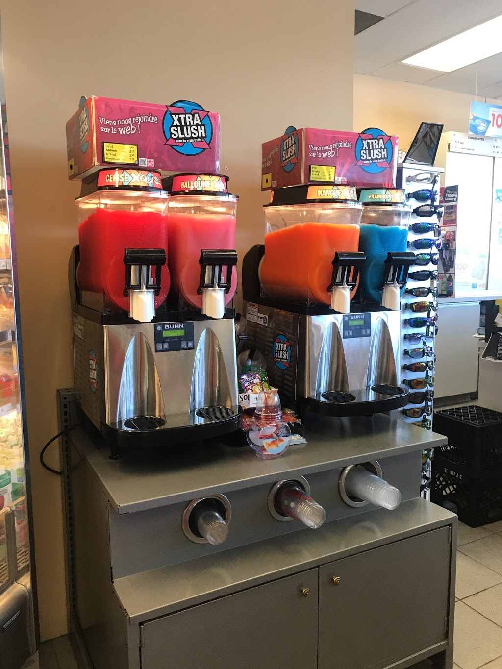 Dépanneur Shell Sélect | 8485 Boulevard Viau, Saint-Léonard, QC H1R 2T6, Canada | Phone: (514) 326-1720