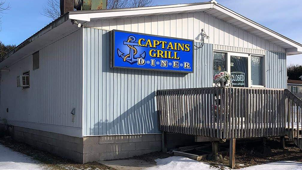 Captains Grill Diner | 1287 Madison St, Severn, ON L3V 0V1, Canada | Phone: (705) 619-3467