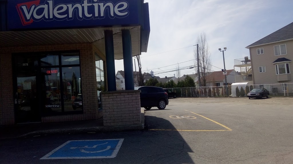 Valentine | 3978 Av. de la Renaissance, Laval, QC H7L 5S5, Canada | Phone: (450) 963-0201