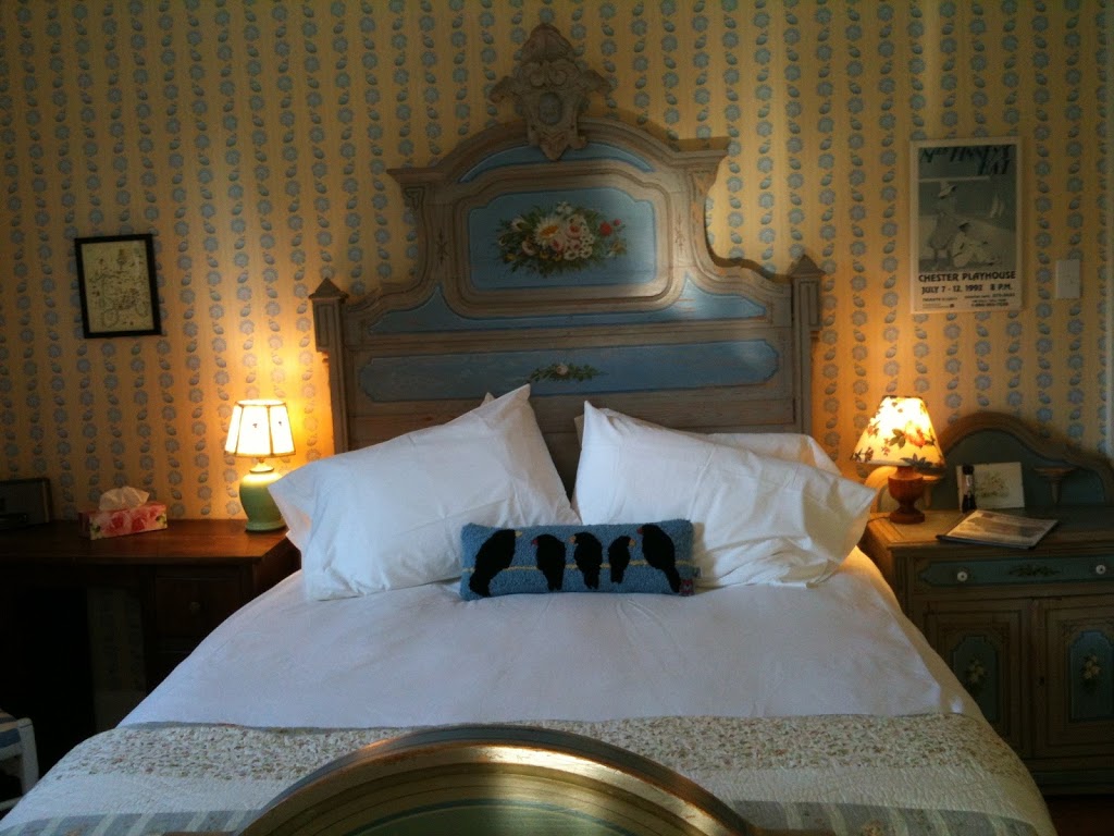Mecklenburgh Inn | 78 Queen St, Chester, NS B0J 1J0, Canada | Phone: (902) 275-4638