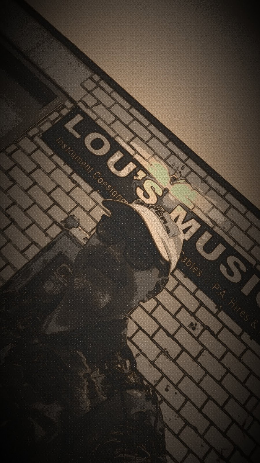 Lous Music | 108 Queenston Rd, Hamilton, ON L8K 1G2, Canada | Phone: (905) 389-2285