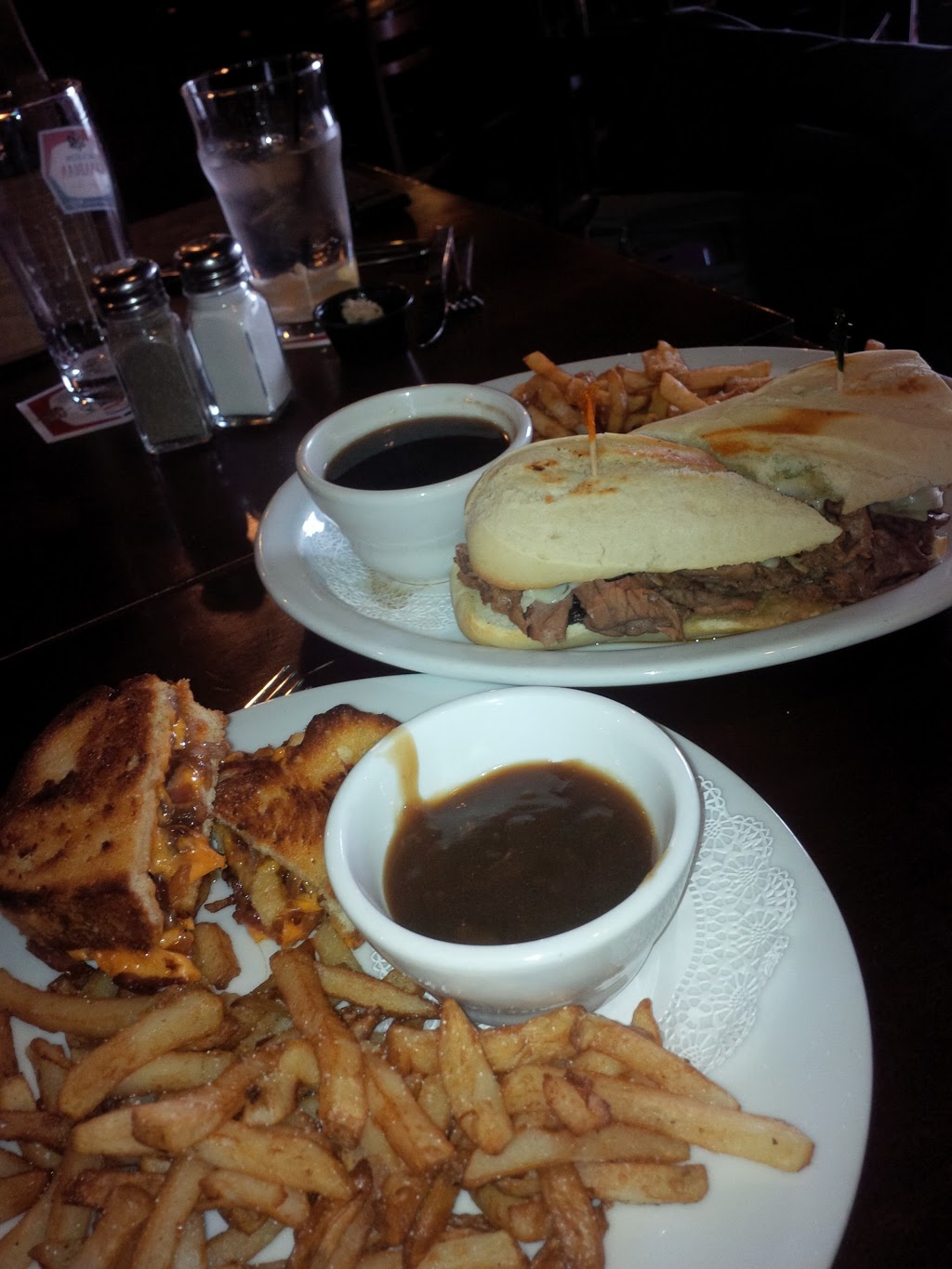 OHaras Public House | 420 Leacock Dr, Barrie, ON L4N 5G5, Canada | Phone: (705) 252-7242