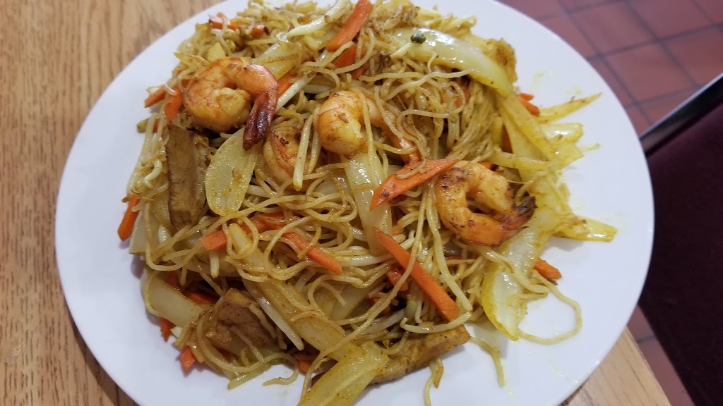 D&P Vietnamese Restaurant | 860 Victoria Ave E, Regina, SK S4N 7A9, Canada | Phone: (306) 522-3777
