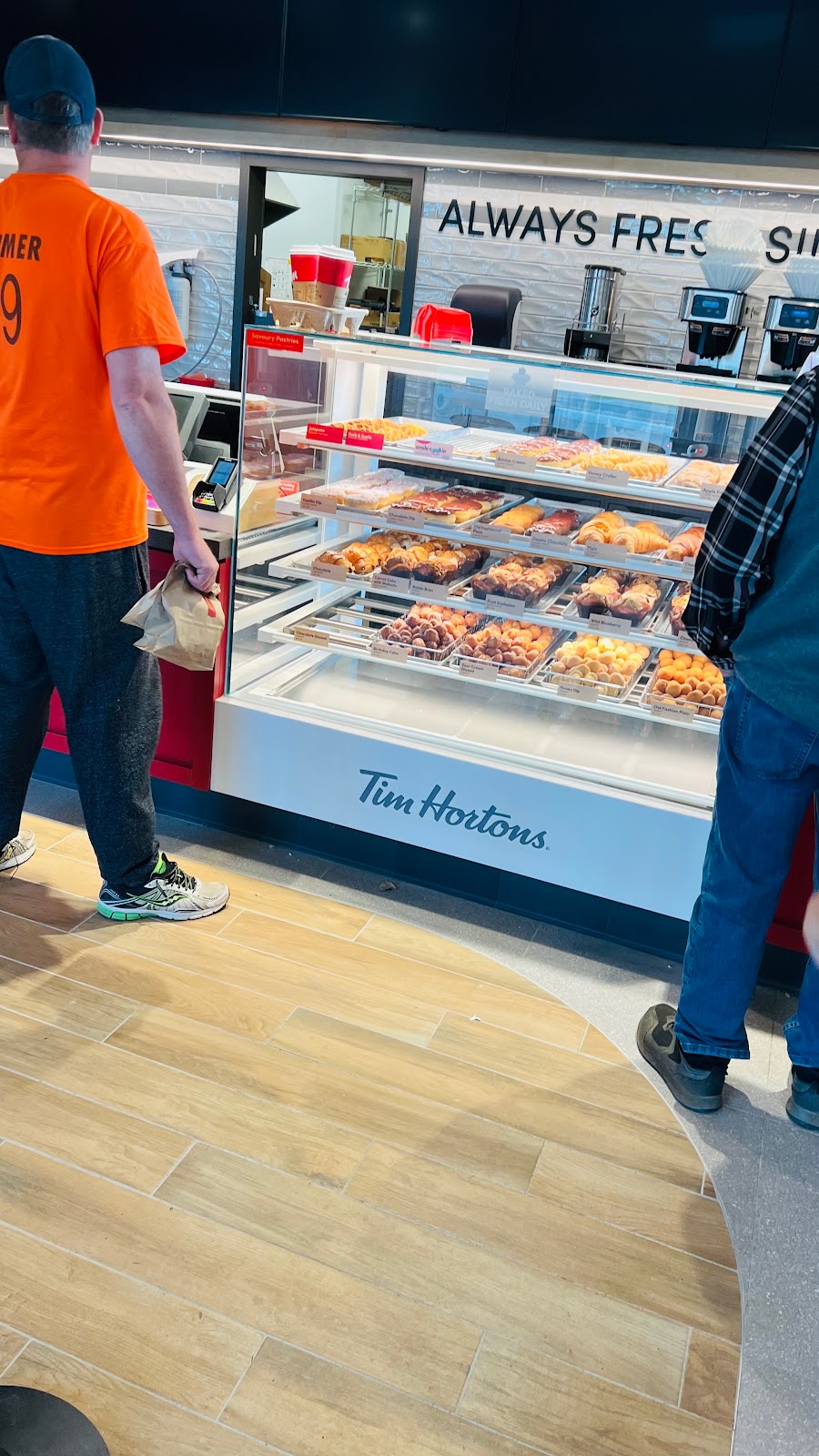 Tim Hortons | 89 Belleville Rd, Stirling, ON K0K 3E0, Canada | Phone: (613) 395-1707