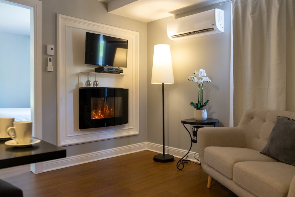 Auberge St-Georges Nights | 792 Rue Shefford, Bromont, QC J2L 1C3, Canada | Phone: (450) 534-0705