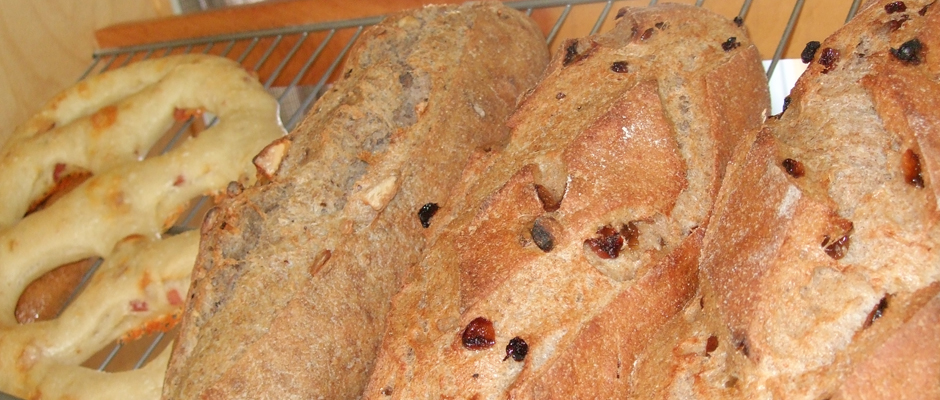 Du bon pain croûte que croûte | 2440 Ave Principale, Saint-Élie-de-Caxton, QC G0X 2N0, Canada | Phone: (819) 221-2755