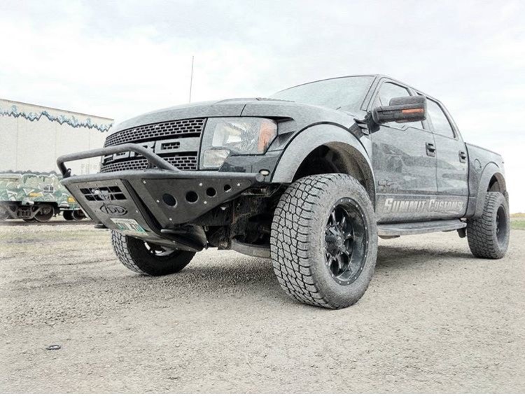 Summit Customs | 3737B Portage Ave, Winnipeg, MB R3K 2A8, Canada | Phone: (204) 889-1966