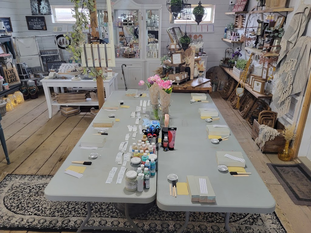 Fox & Willow Home Decor | 21245, Township Rd 552, Fort Saskatchewan, AB T8L 4A9, Canada | Phone: (780) 217-2944