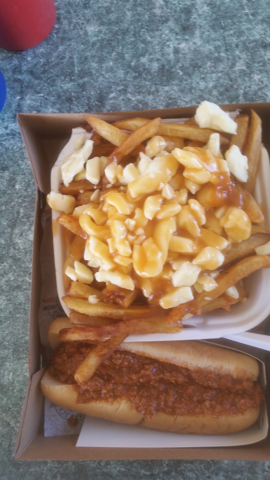 Cantine du Coin | 528 Rue Notre Dame, Saint-Chrysostome, QC J0S 1R0, Canada | Phone: (450) 826-1313