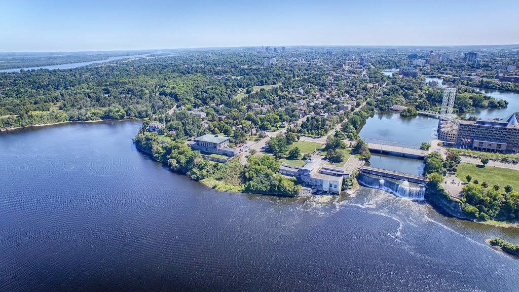 Ambassade de France / Embassy of France | 42 Sussex Dr, Ottawa, ON K1M 2C9, Canada | Phone: (613) 789-1795