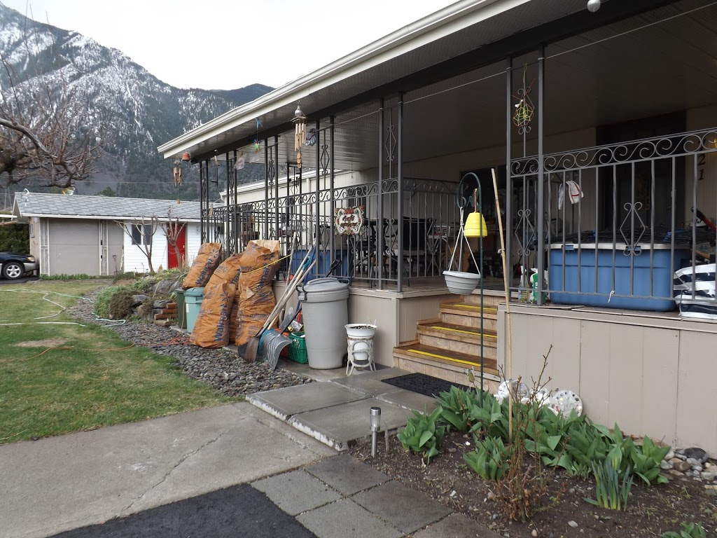 Aran Public Library | 721 11 Ave, Keremeos, BC V0X 1N3, Canada | Phone: (250) 499-0007