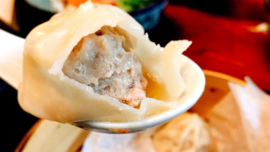 Dijon Dumpling Factory Ltd. | Canada, British Columbia, Richmond, Hammersmith Way, Unit 127邮政编码: V7A 5E2 | Phone: (778) 893-8286