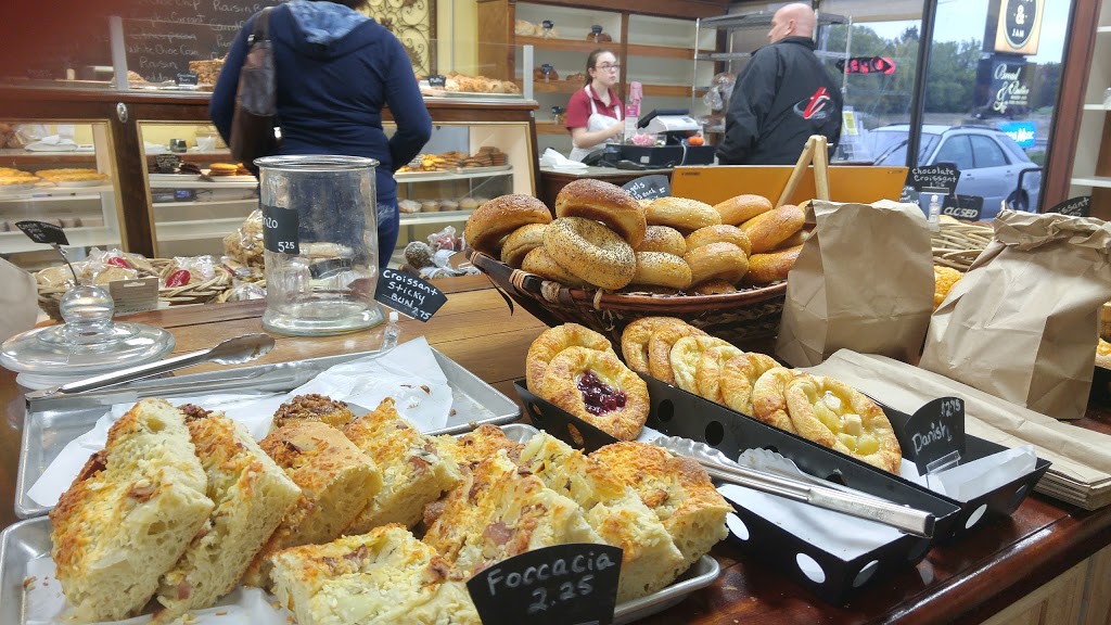 Bread & Butter Bakery | 1530 Bath Rd, Kingston, ON K7M 2Y3, Canada | Phone: (613) 384-3675