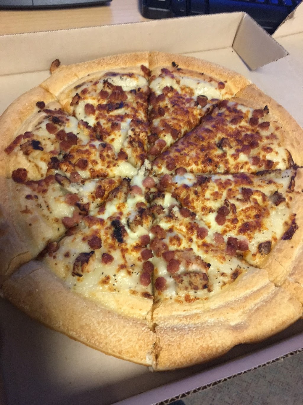Pizza Hut | 4540 W 10th Ave, Vancouver, BC V6R 2J1, Canada | Phone: (604) 221-4267