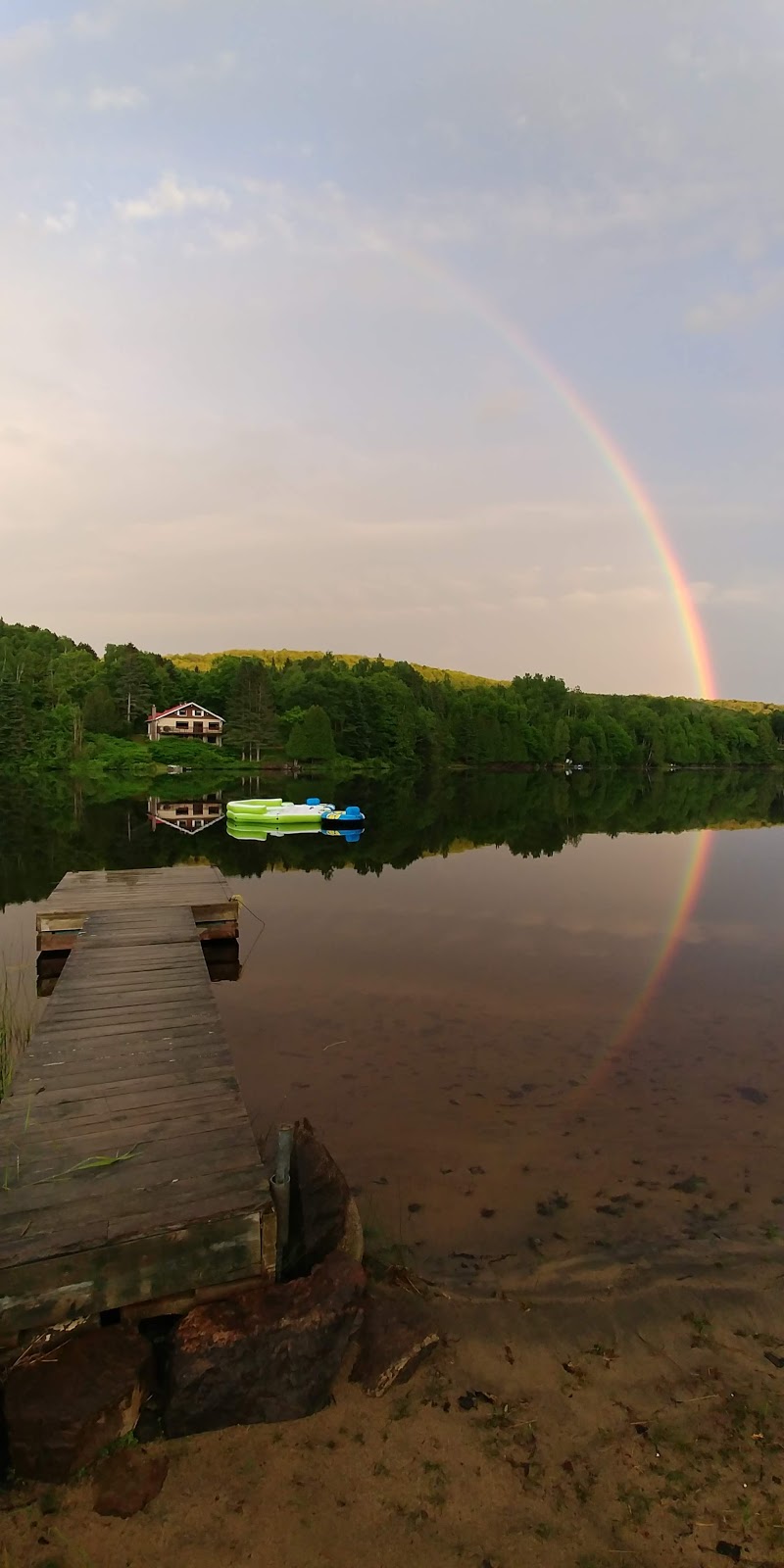 Chalet le Baluchon | 41 Chemin du Baluchon, Lac-des-Plages, QC J0T 1K0, Canada | Phone: (819) 426-6666