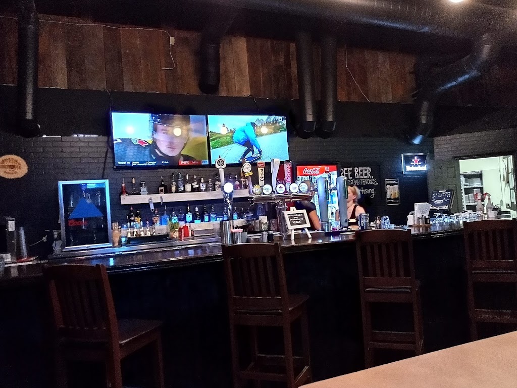 The Nelson Street Pub | 207 Nelson St, Pembroke, ON K8A 3N1, Canada | Phone: (613) 631-0255