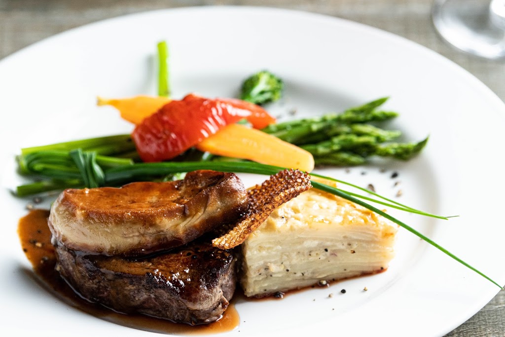 Chez DAVID, Cuisine contemporaine | 2151 Chem. du Village, Mont-Tremblant, QC J8E 1K4, Canad | Phone: (819) 717-3020