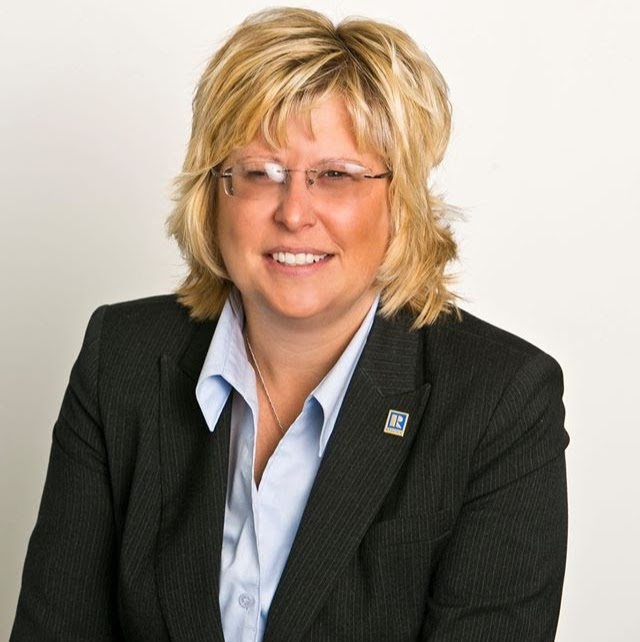 Becky Brougham-Associates Realtor | 3543 Pine Grove Ave, Port Huron, MI 48060, USA | Phone: (810) 434-6133
