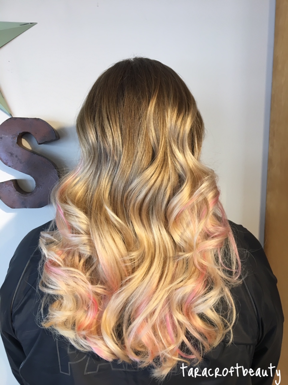 Sigma Squared Salon | 60 Dallas Rd #6A, Victoria, BC V8V 1A2, Canada | Phone: (250) 382-2555