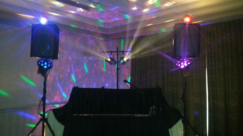 The Piano Playing DJ | 57 Donegal Dr, Brantford, ON N3T 6L2, Canada | Phone: (226) 381-7448
