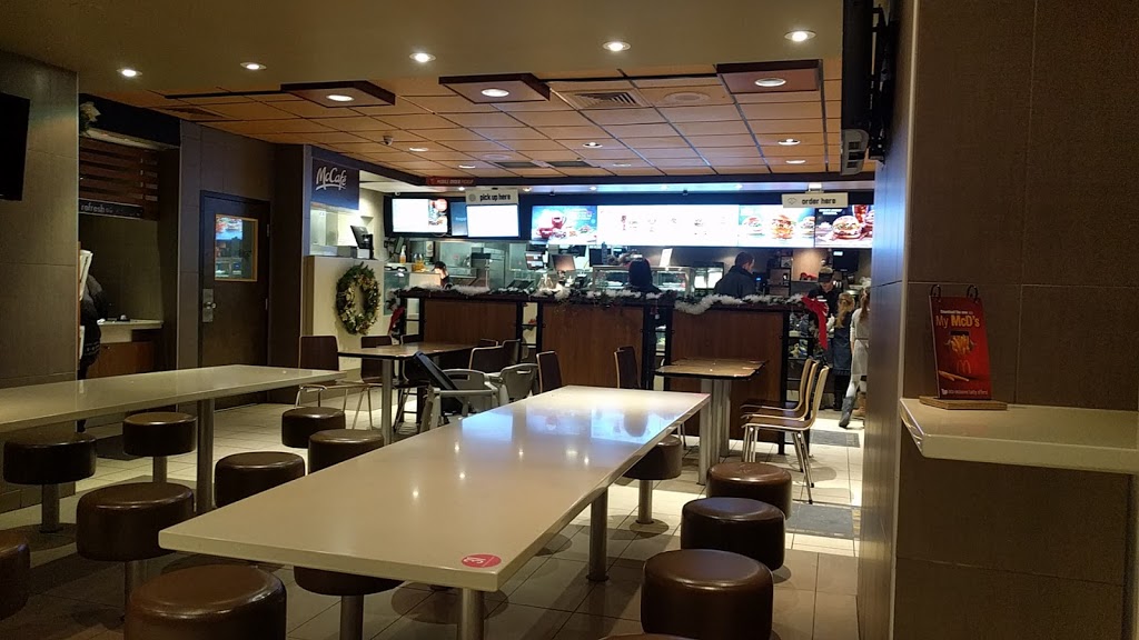 McDonalds | 160 Highway #12 North, Steinbach, MB R5G 1T6, Canada | Phone: (204) 326-9814