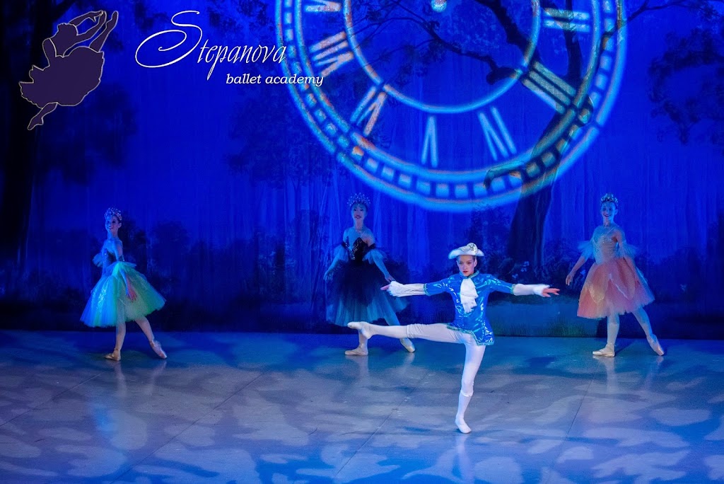 Stepanova Ballet Academy Inc. | 85 Glen Cameron Rd, Thornhill, ON L3T 1N8, Canada | Phone: (905) 731-3808