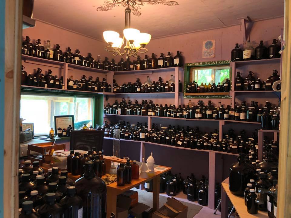Herb Guys Honey House | #3990, Peterborough County Rd 36, Buckhorn, ON K0L 1J0, Canada | Phone: (705) 657-9971