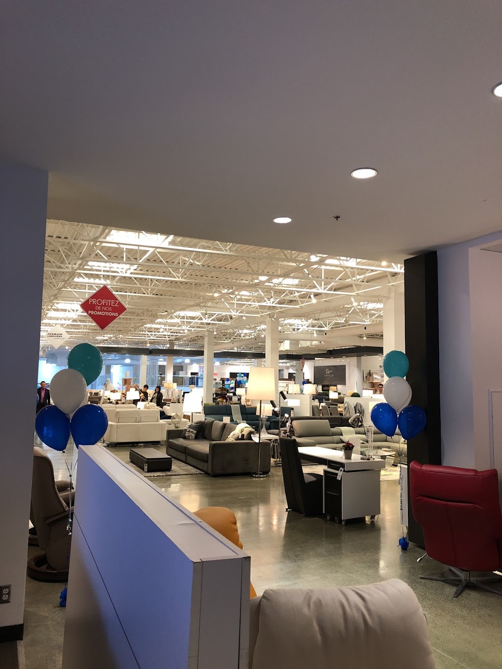 Germain Larivière Store Brossard (DIX30) | 8480 Boulevard Leduc #90, Brossard, QC J4Y 0K7, Canada | Phone: (450) 766-2225