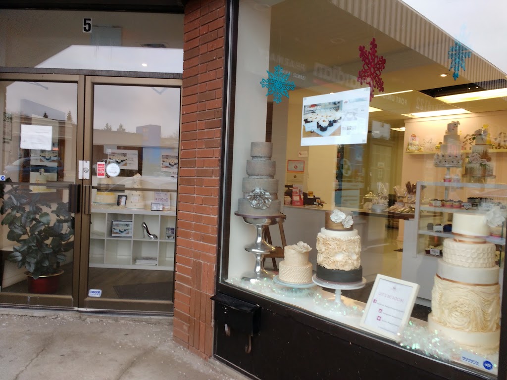 Simply Frosted Cupcakery | 5550 Lawrence Ave E #5, Scarborough, ON M1C 3B2, Canada | Phone: (416) 283-7486