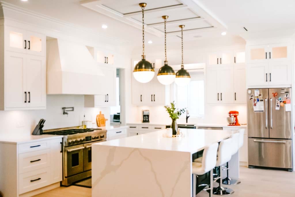 INSPIRATIONAL INTERIORS LTD | 14159 16 Ave, Surrey, BC V4A 1P9, Canada | Phone: (778) 229-8585
