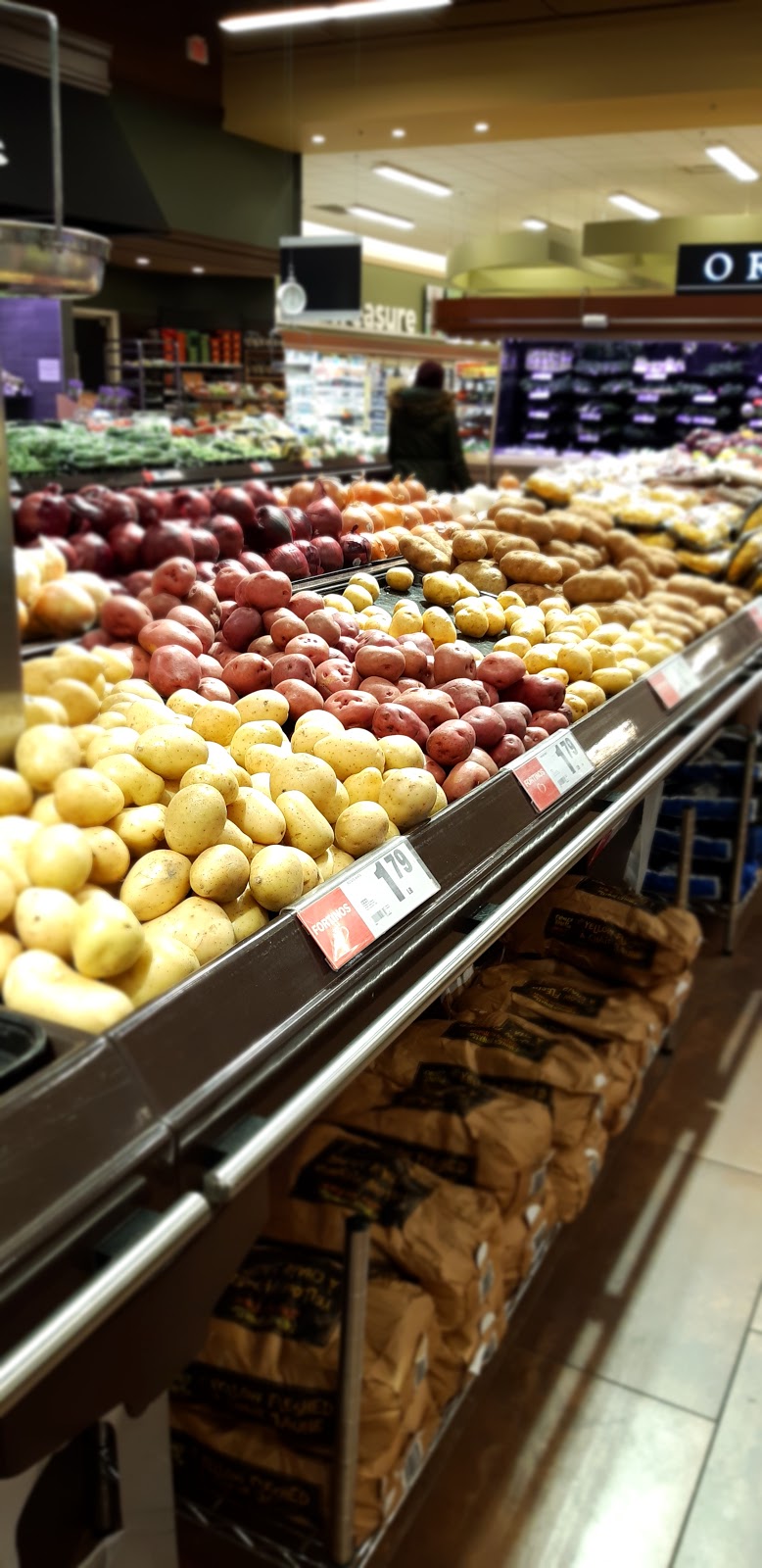 Fortinos | 2515 Appleby Line, Burlington, ON L7R 0B6, Canada | Phone: (905) 319-1690
