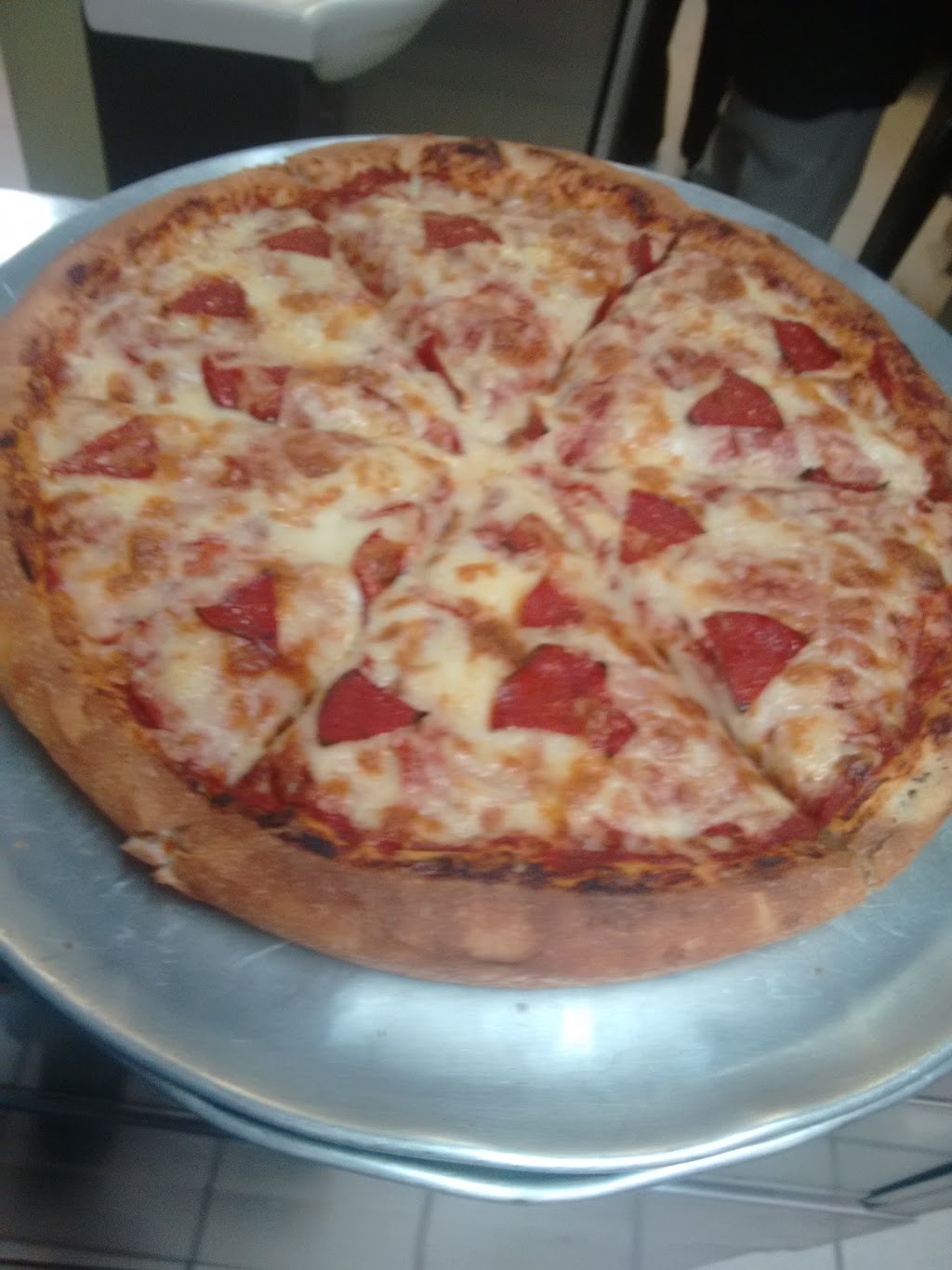 Westview Pizza&Pasta | 778 Premier St, North Vancouver, BC V7J 2G8, Canada | Phone: (604) 980-0888