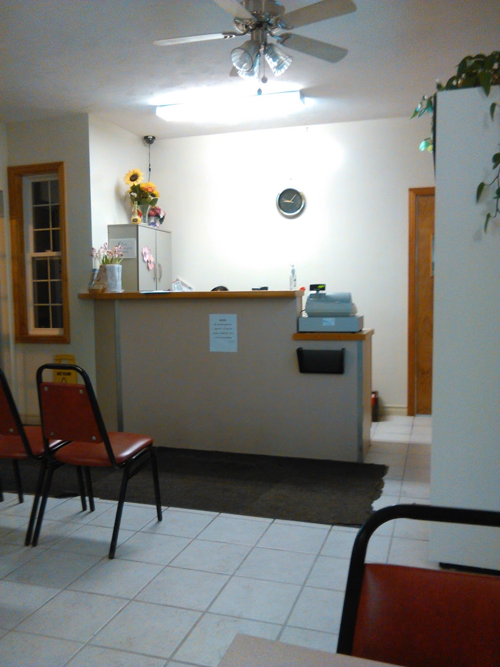 Woos Kitchen | 26 S Albion St, Amherst, NS B4H 2W3, Canada | Phone: (902) 667-8888